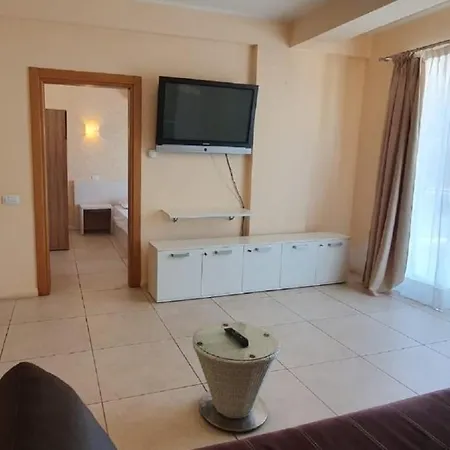 Apartment Tudors Mamaia